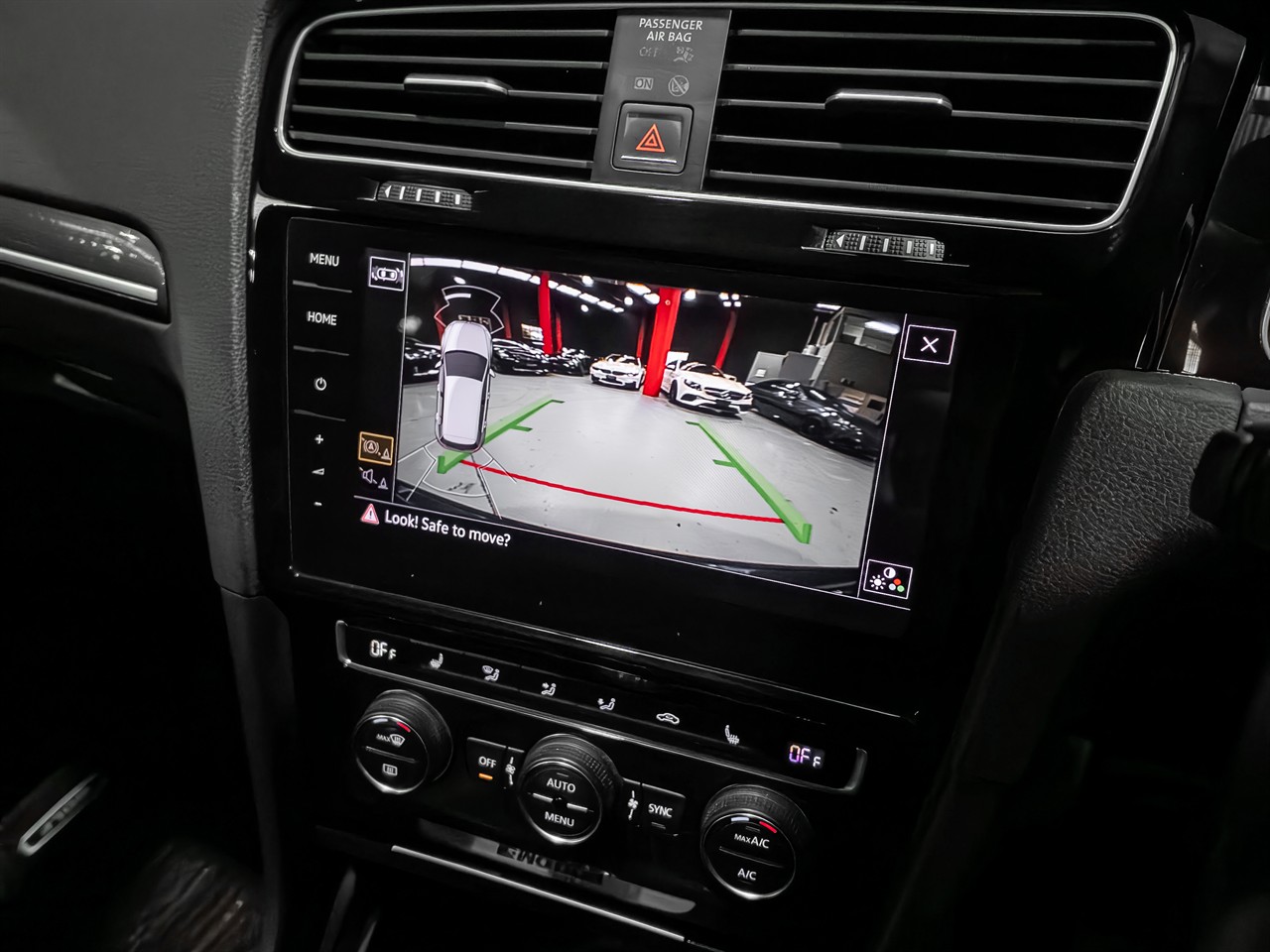 2017 Volkswagen GOLF