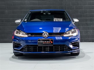 2017 Volkswagen GOLF - Thumbnail