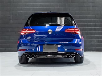 2017 Volkswagen GOLF - Thumbnail