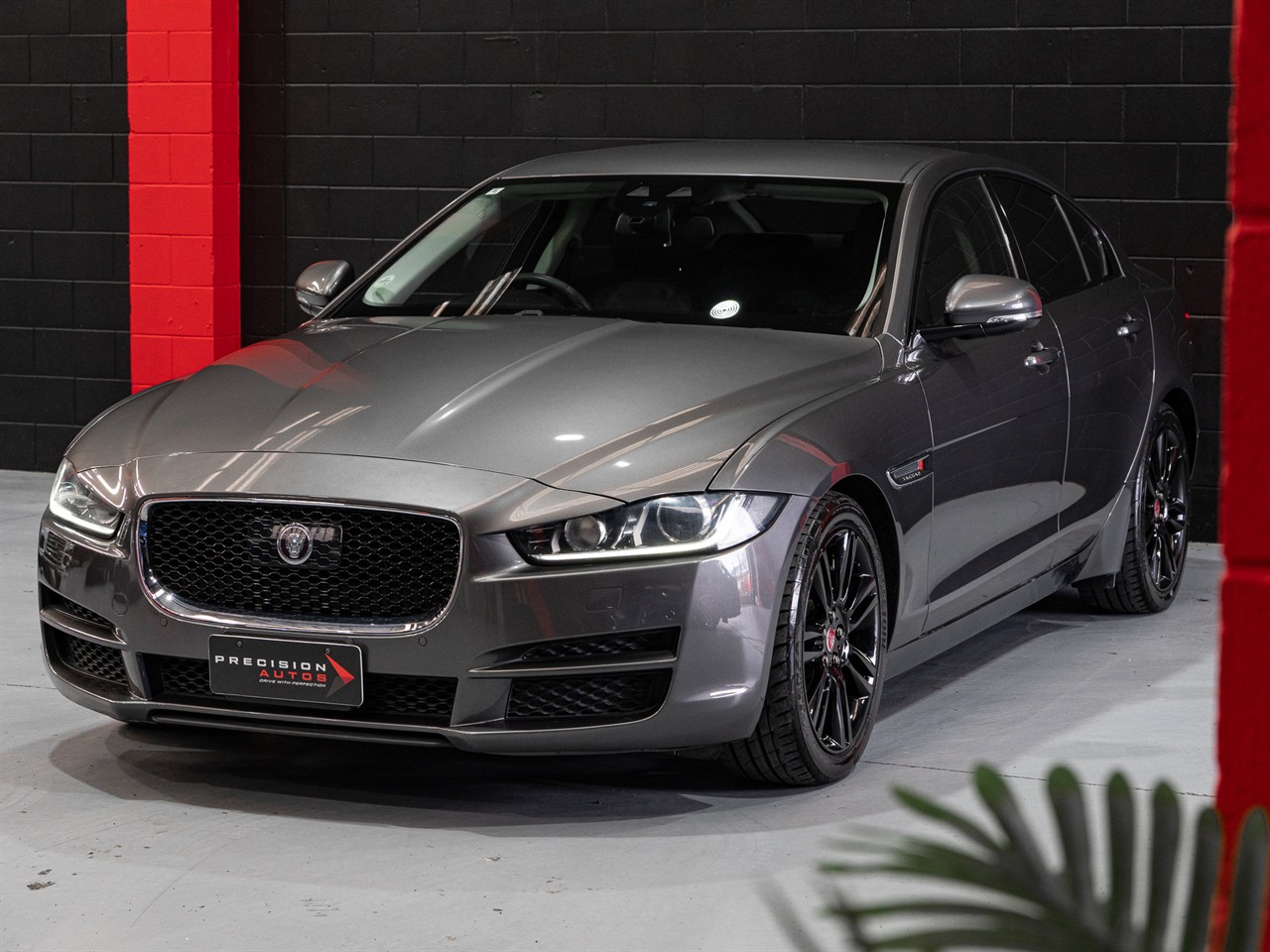 2016 Jaguar XE