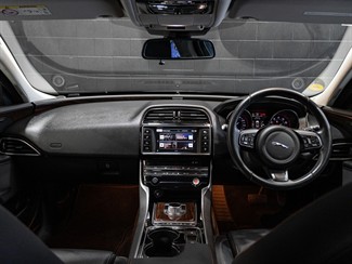 2016 Jaguar XE - Thumbnail