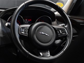 2016 Jaguar XE - Thumbnail