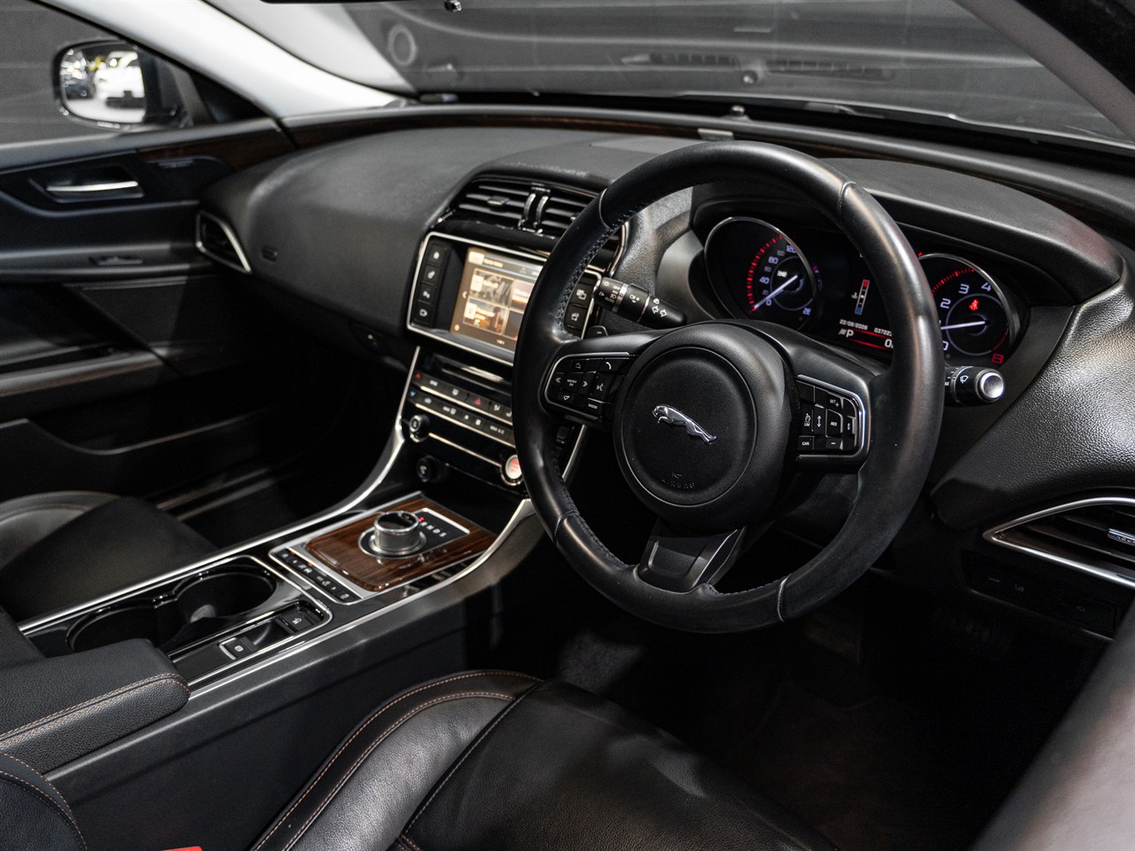 2016 Jaguar XE