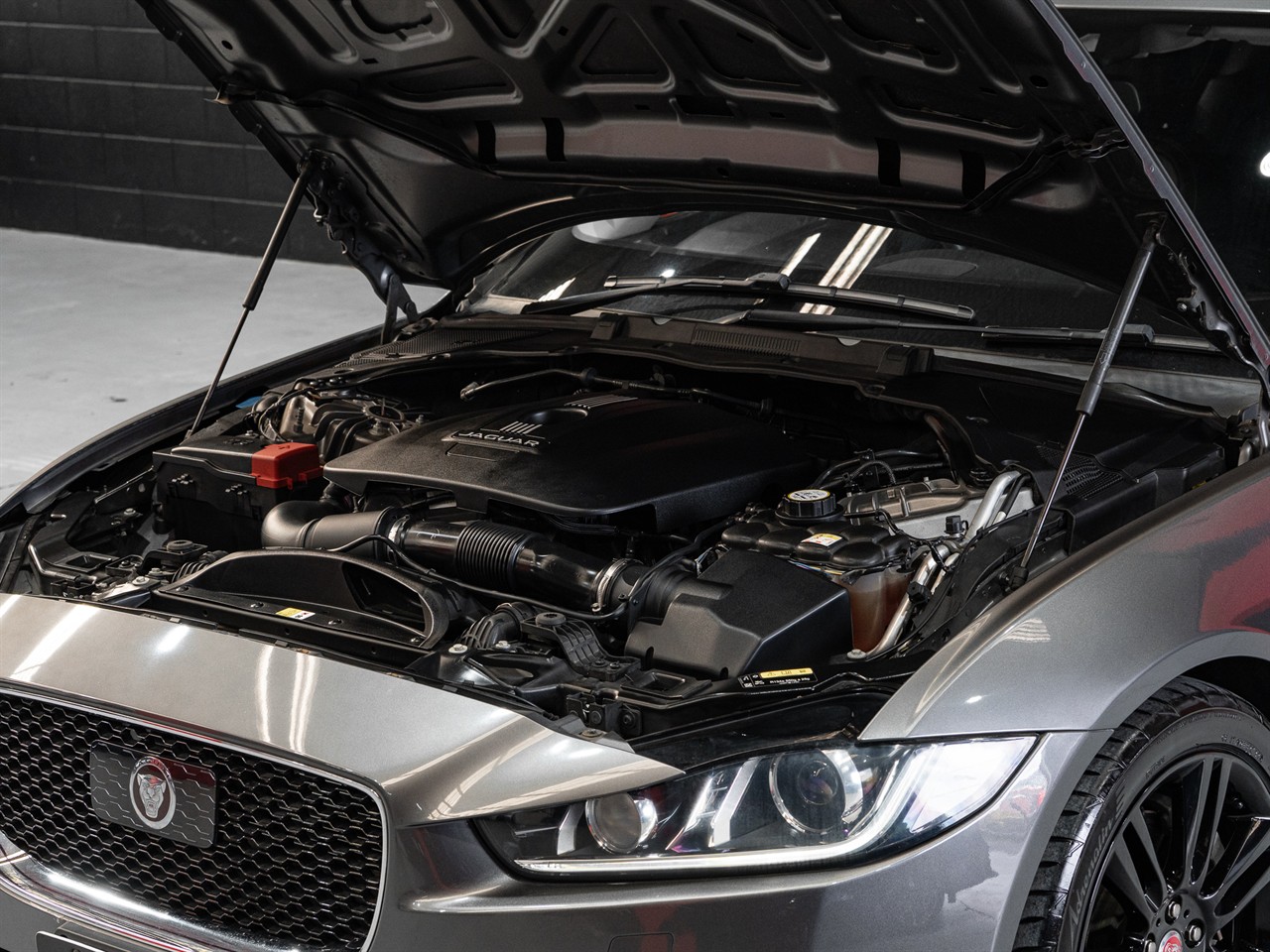 2016 Jaguar XE