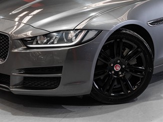 2016 Jaguar XE - Thumbnail
