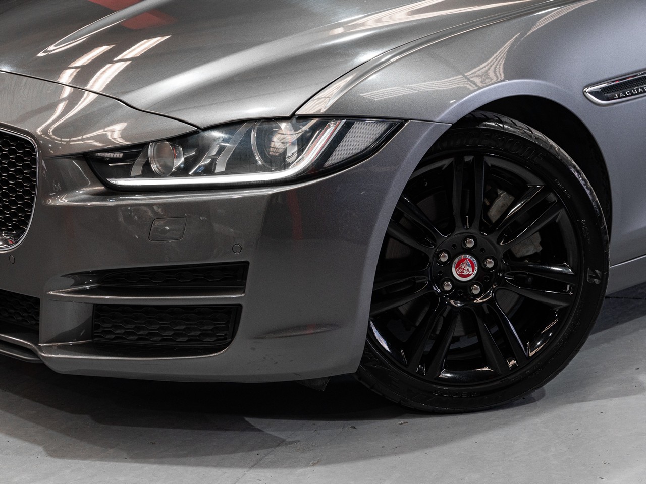 2016 Jaguar XE
