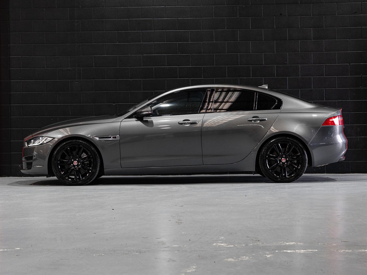 2016 Jaguar XE