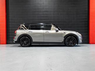 2017 Mini Clubman - Thumbnail