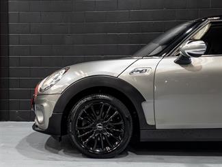 2017 Mini Clubman - Thumbnail