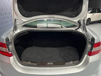 2008 Jaguar XF - Thumbnail