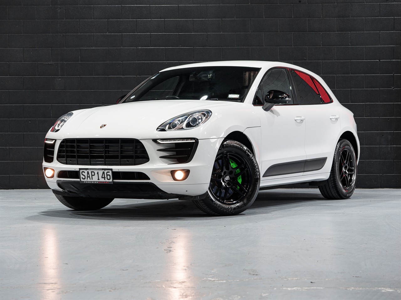 2015 Porsche Macan