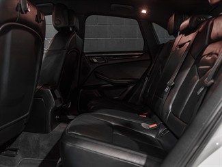 2015 Porsche Macan - Thumbnail