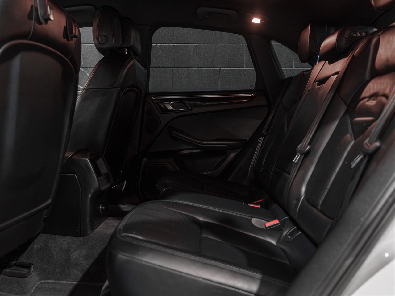 2015 Porsche Macan