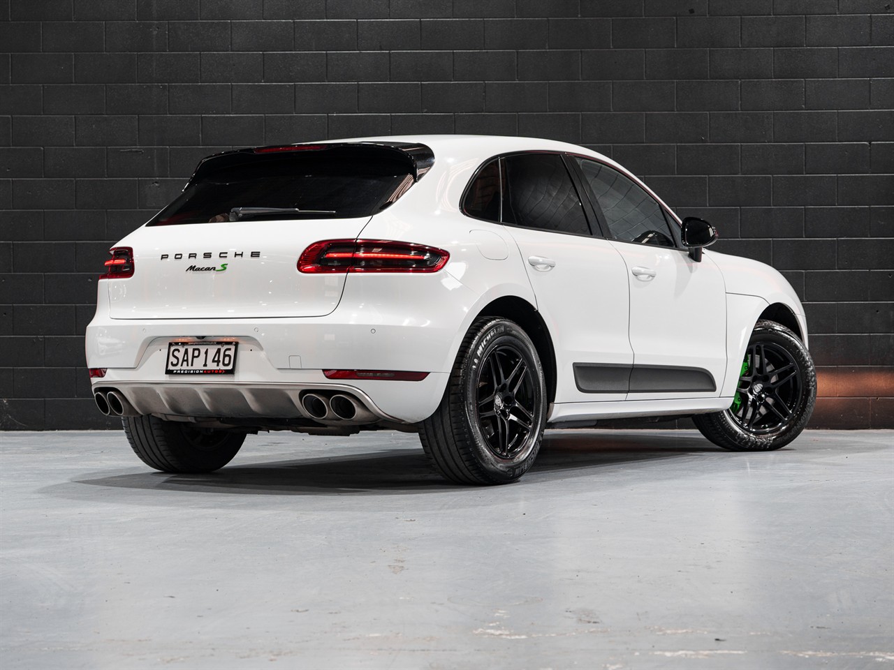 2015 Porsche Macan