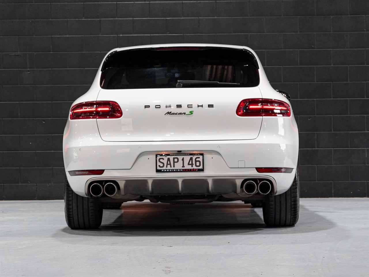 2015 Porsche Macan