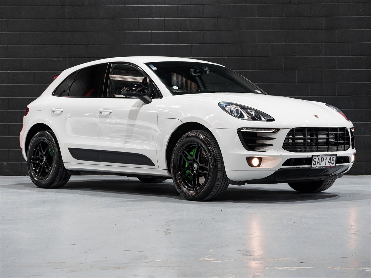 2015 Porsche Macan