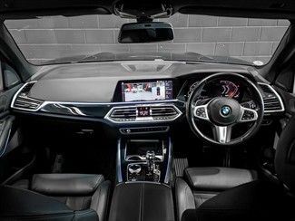 2019 BMW X5 - Thumbnail