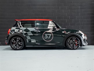 2018 Mini Cooper - Thumbnail