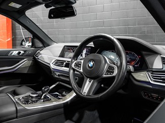 2020 BMW X5 - Thumbnail