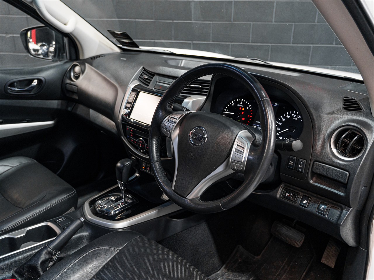 2020 Nissan Navara