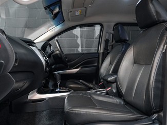 2020 Nissan Navara - Thumbnail