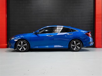 2016 Honda Civic - Thumbnail