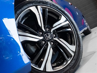 2016 Honda Civic - Thumbnail