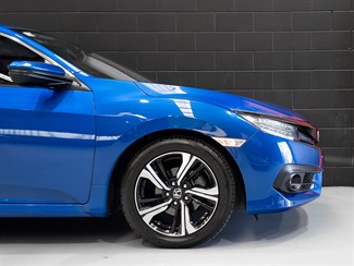 2016 Honda Civic - Thumbnail