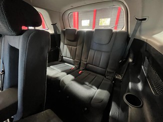 2019 Mahindra XUV500 - Thumbnail
