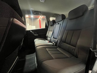 2019 Mahindra XUV500 - Thumbnail