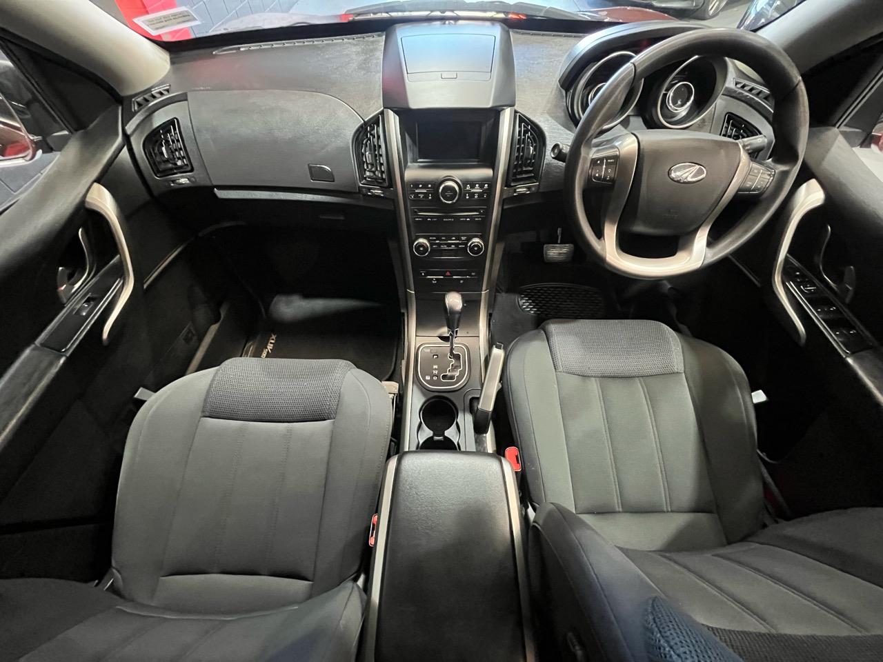2019 Mahindra XUV500