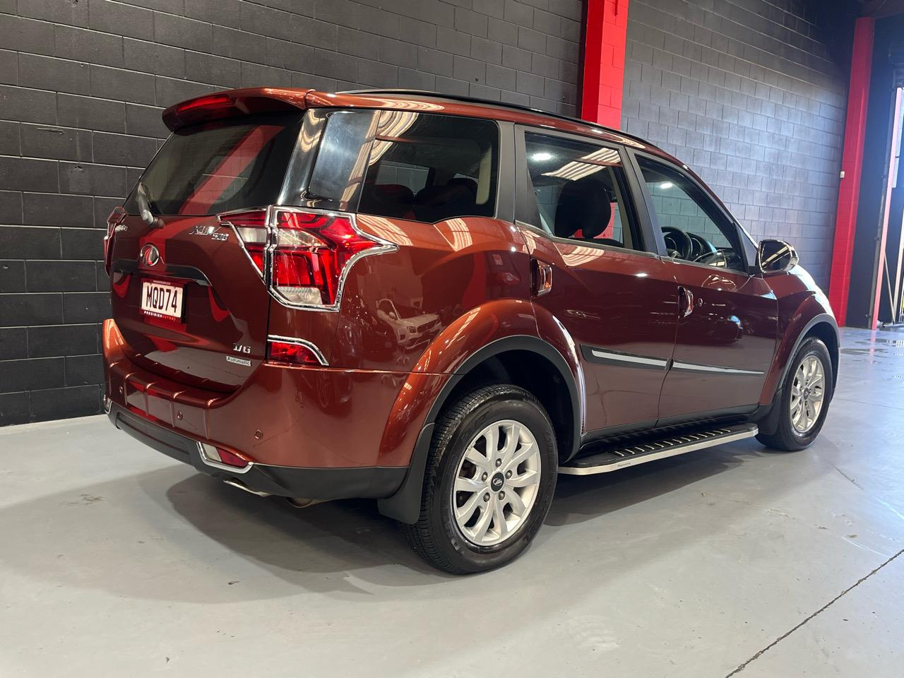 2019 Mahindra XUV500