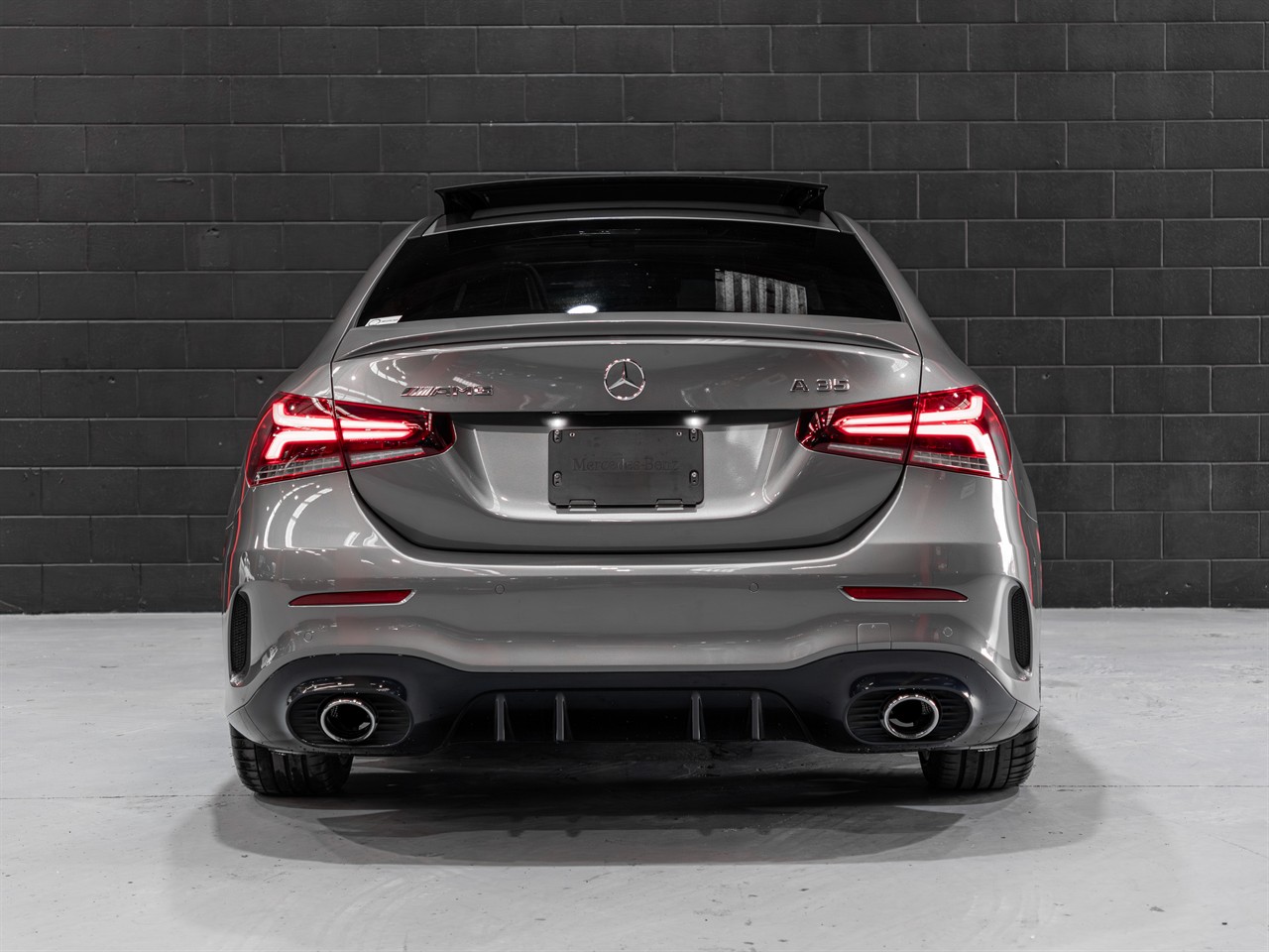 2020 Mercedes-Benz A 35