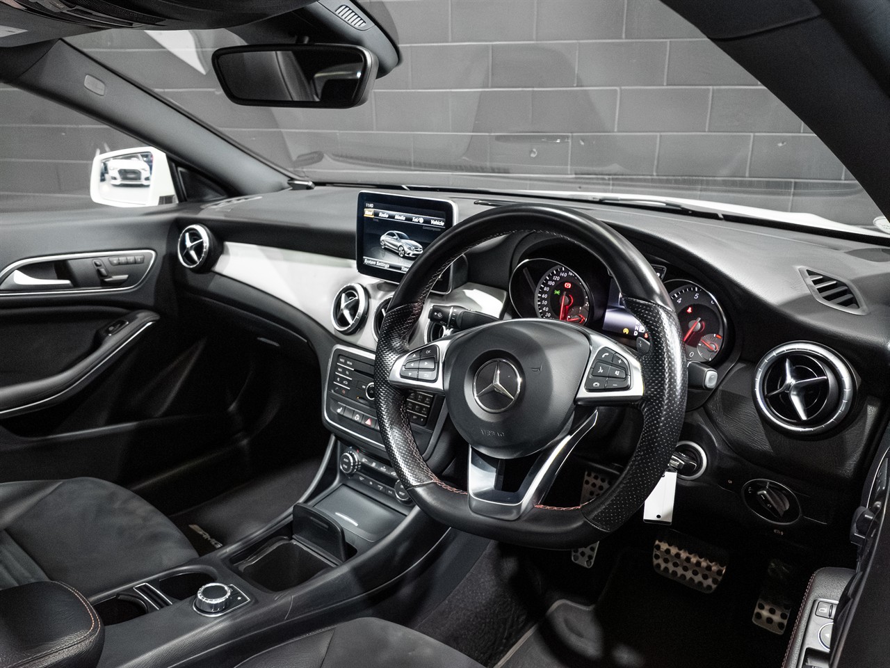 2015 Mercedes-Benz CLA 250
