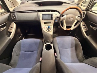 2012 TOYOTA Prius - Thumbnail