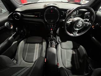 2015 Mini Cooper - Thumbnail