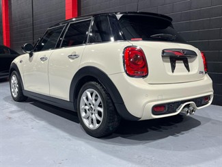 2015 Mini Cooper - Thumbnail