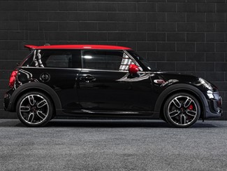 2019 Mini Cooper - Thumbnail