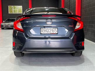 2017 Honda Civic - Thumbnail