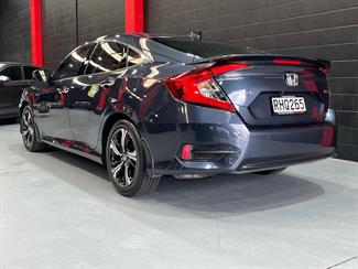 2017 Honda Civic - Thumbnail