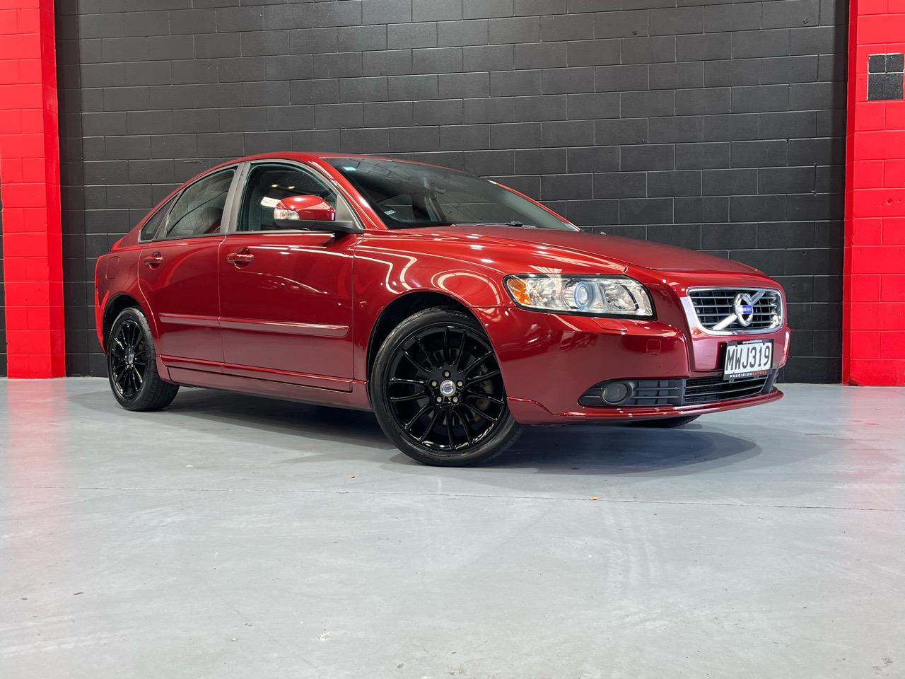2010 Volvo S40