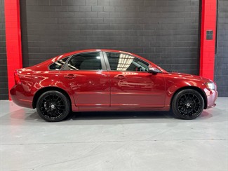 2010 Volvo S40 - Thumbnail