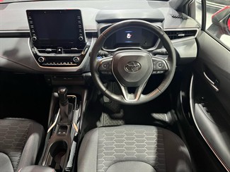 2021 TOYOTA Corolla - Thumbnail