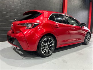 2021 TOYOTA Corolla - Thumbnail