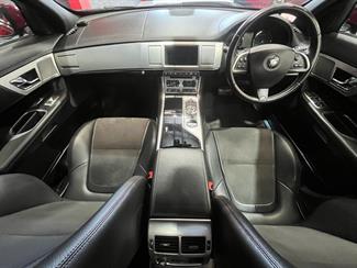 2015 Jaguar XF - Thumbnail