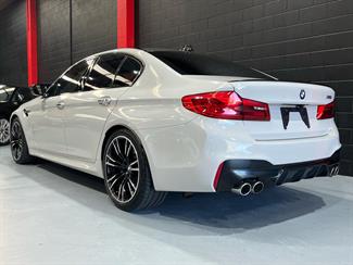 2018 BMW M5 - Thumbnail