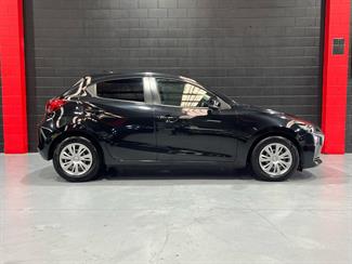 2020 Mazda 2 - Thumbnail