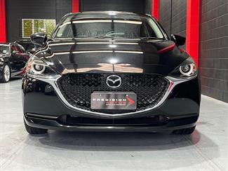 2020 Mazda 2 - Thumbnail