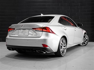 2017 Lexus IS 200t - Thumbnail