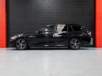 2022 BMW 320D - Thumbnail
